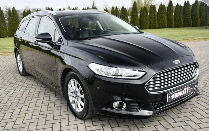 Ford Mondeo cena 39900 przebieg: 248000, rok produkcji 2016 z Małomice małe 781